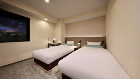 Nipponbashi Crystal Hotel 2