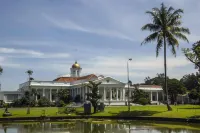 Bumi Gumati Resort & Convention Hotels near Danau summarecon bogor