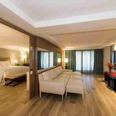 Vogal Luxury Beach Hotel & Spa Rooms