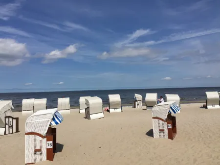 Comfort Meets Coastal Charm Отели в г. Юккер-Рандов