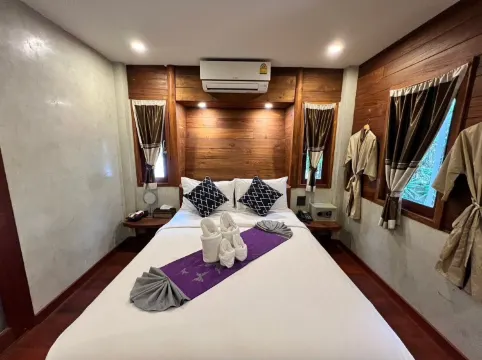 ห้องสแตนดาร์ด เตียงใหญ่ 1 เตียง