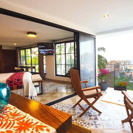Casa Cupula Luxury Lgbt Boutique Hotel