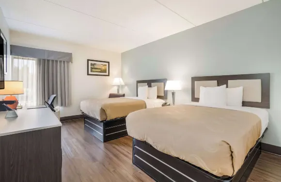 凱藝酒店-近傑克森維爾勒讓恩營舍