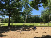Spinning Wheel Inn Hotels in Sunset Cove Township