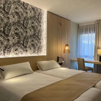 諾伊酒店 鄰近Loro Sexi Ornithological Park的酒店