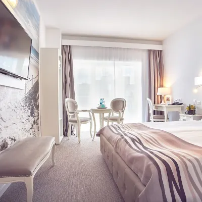 Hotel Continental Forum Constanta Hotels near Ovidiu Square