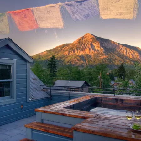 Eleven Scarp Ridge Lodge