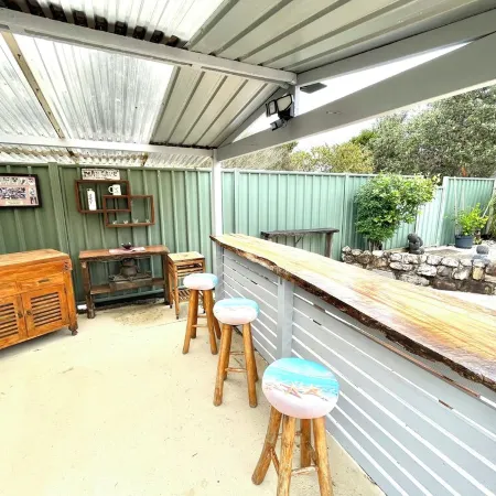Tuncurry Tranquility family and dog friendly house / garden conveniently located