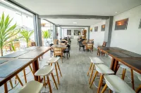 Pousada Cadiz - Piscina Climatizada - Bữa sáng