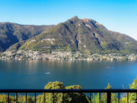 Blue Stay - by Myhomeincomo Hotels in Faggeto Lario