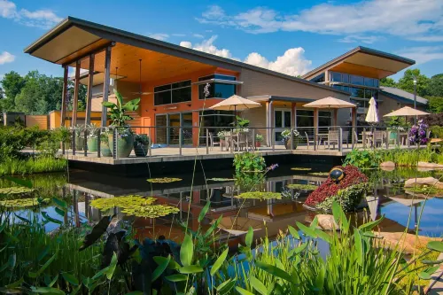 Private Resort - Lake Lanier Paradise