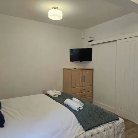 Cosy Studio in Heart of Bridgend