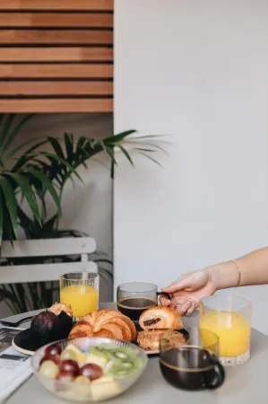 Room Mate Oliveira - City Centre, Valencia Отели в г. Horta of Valencia