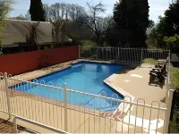 Cherry Grove Motel - Pools