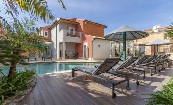 Charming Residence & Guest House Dom Manuel I Adults Only