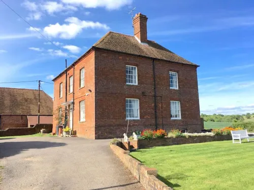 Colthrop Manor B&B