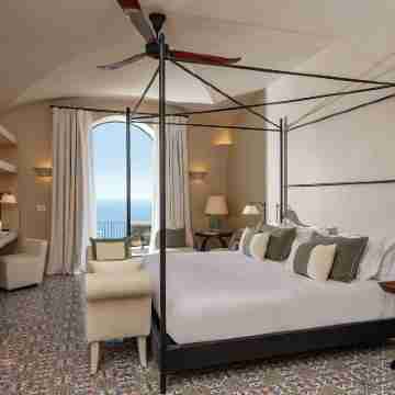 Furore Grand Hotel Rooms