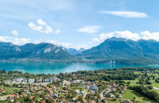 安錫湖陽台 - 新俱樂部