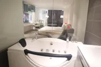 City Park Hotel Residences
