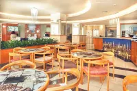康斯坦察大陸論壇酒店 - 早餐