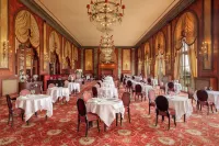 Hôtel Barrière Le Royal Deauville - พร้อมWifi