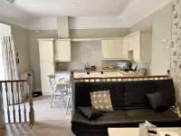 Pinewood Cottage Self Catering Apartments and Studio Apartments Hotels in Lyndhurst