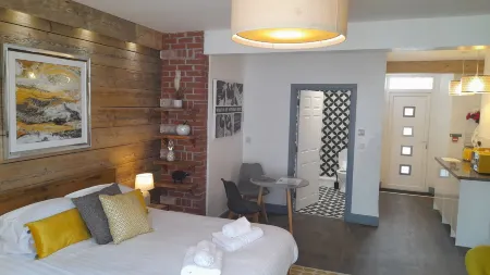 Sandy Toes Accommodation Отели в г. Сейнт Уинноу