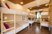 Zostel Kolad Hotels in Zap
