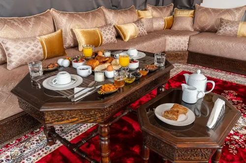 دار ضيافة يانيس - بيوت ضيافة