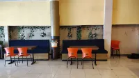 De' Premium Hotel Kartini Hotels in Bukit Kecil