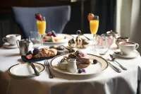 Hayfield Manor - breakfast