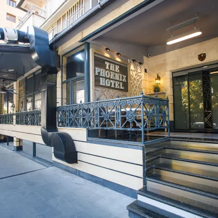 The Phoenix Boutique Hotel Отели рядом с достопримечательностью «Парк влюблённых»