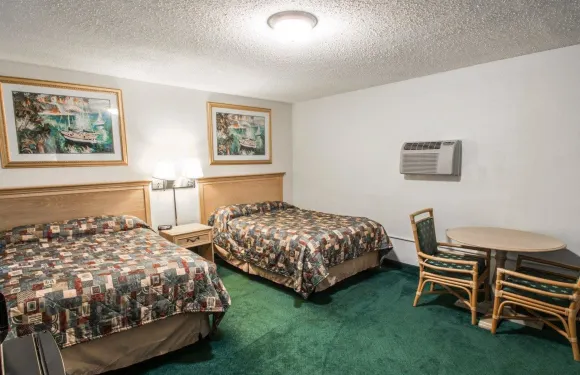 皮爾斯堡美國高速公路1號羅德威酒店