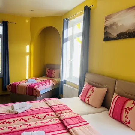 M&M Hotel - Harburg Отели рядом с достопримечательностью «Харбург»