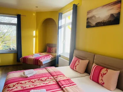 M&M Hotel - Harburg فنادق في Rosengarten