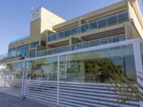 هوتل فيسينو أل مار فنادق في کواروخا