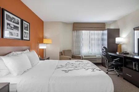 Sleep Inn DeWitt - Lansing North Отели в г. Бат Тауншип