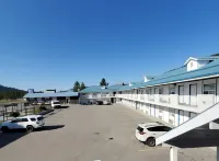 Grand Forks Inn - Parkplatz