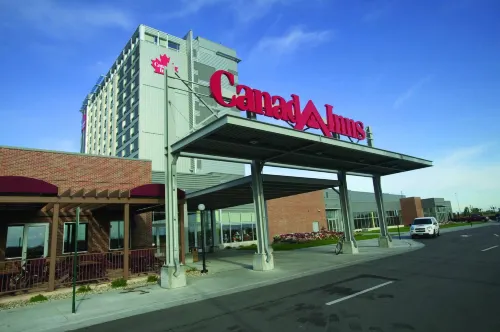 Canad Inns Destination Center Grand Forks Hotel di Grand Forks
