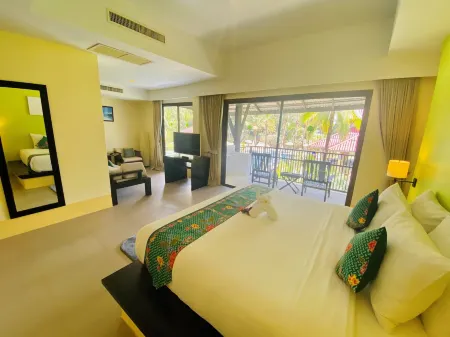 Palm Galleria Resort Khao Lak Отели рядом с достопримечательностью «Као-Лак»