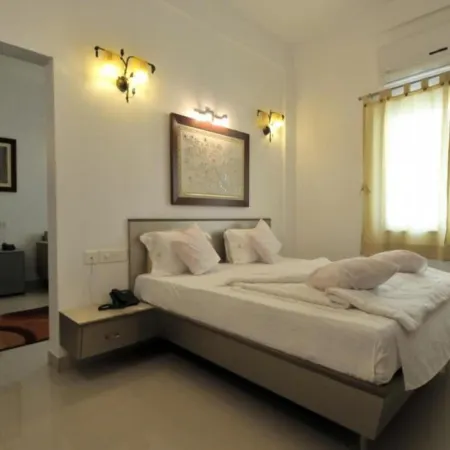 Hotel Surbhi