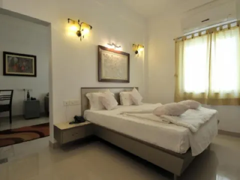 Hotel Surbhi Hotels near Shri Swaminarayan Mandir piyava mandvi