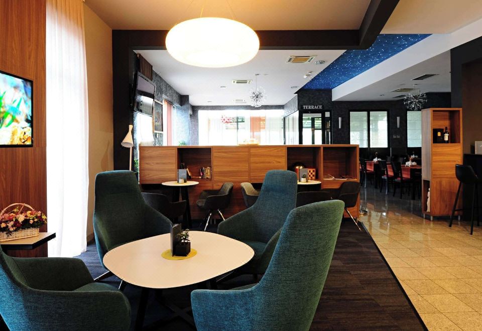 4. 베스트 웨스턴 ..