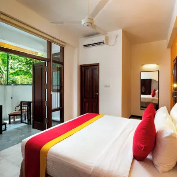 The Thinnai Hotel Jaffna