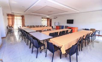 Frontiers Hotel & Conference Entebbe