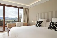 Puebloastur Eco Resort Hotel & Spa فنادق في Arriondas