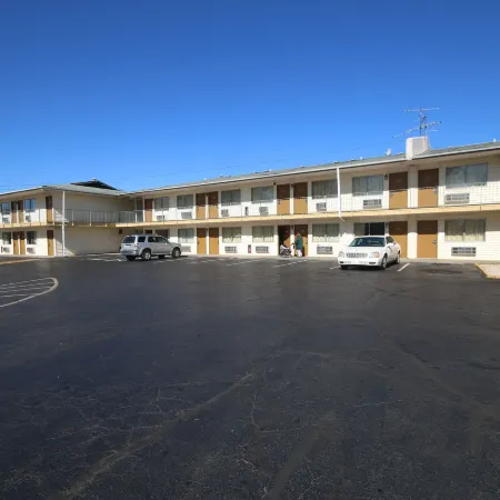 Royal Inn and Suites Charlotte Airport