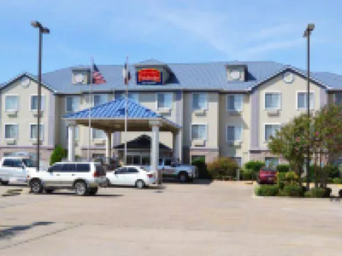 フェアブリッジ イン & スイーツ クリーバーン クリーバーンのホテル