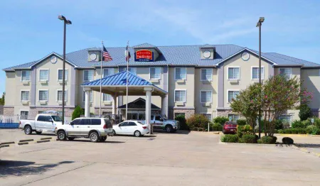 FairBridge Inn & Suites Cleburne Отели в г. Клберн