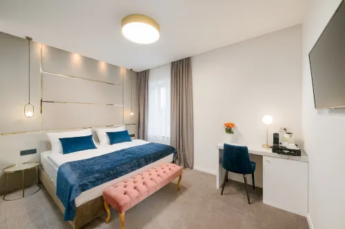 Flos Luxury Rooms - Majatalot